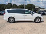 Used 2021 Chrysler Voyager Lxi image 5