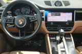 Certified 2022 Porsche Macan image 6