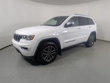 Used 2019 Jeep Grand Cherokee Limited w/ Trailer Tow Group IV image 3