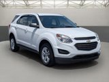 Used 2017 Chevrolet Equinox LS image 2