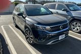 Certified 2024 Volkswagen Taos SE image 2