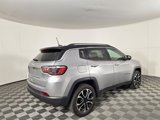 Certified 2022 Jeep Compass Limited image 5