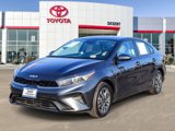 Used 2023 Kia Forte LXS image 3