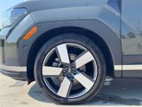 Used 2024 Hyundai Santa Fe Limited image 5