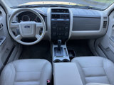 Used 2009 Ford Escape XLS image 4