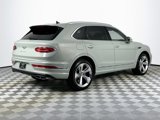 New 2025 Bentley Bentayga image 5