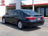 Used 2017 Toyota Camry LE image 5