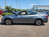 Used 2022 Nissan Altima 2.5 SV image 2