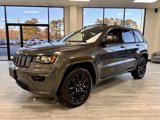 Used 2019 Jeep Grand Cherokee Altitude image 3