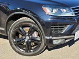 Used 2017 Volkswagen Touareg Wolfsburg Edition image 4