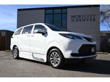 Used 2022 Toyota Sienna LE image 3