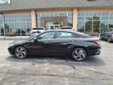 New 2025 Hyundai Elantra SEL image 2