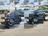 Used 2023 Ford Edge SEL w/ Convenience Package image 2