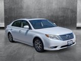 Used 2011 Toyota Avalon Limited image 3