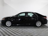 Used 2018 Toyota Camry LE image 3