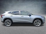 New 2025 Chevrolet Trax LT w/ Sunroof Package image 3