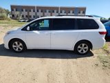 Used 2017 Toyota Sienna LE image 2