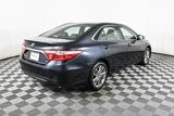 Used 2016 Toyota Camry SE image 3