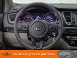 Used 2019 Kia Sedona LX image 4