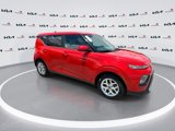 Certified 2022 Kia Soul LX w/ Technology Package image 2