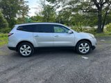 Used 2015 Chevrolet Traverse LT w/ Style and Technology Package image 4