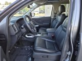 Used 2022 Nissan Frontier SV image 3