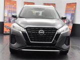 Used 2023 Nissan Kicks SV image 3