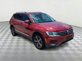 Used 2019 Volkswagen Tiguan SEL image 2
