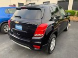 Used 2022 Chevrolet Trax LT w/ LT Convenience Package image 4