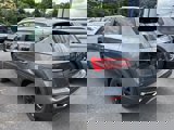 Used 2022 Volkswagen Taos SE w/ Panoramic Sunroof Package image 5