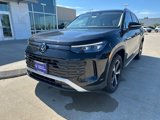 New 2025 Volkswagen Tiguan SE image 3