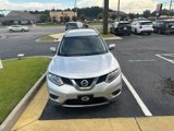 Used 2016 Nissan Rogue SV image 4