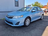 Used 2012 Toyota Camry L image 3