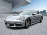 Used 2018 Porsche Panamera 4S image 3