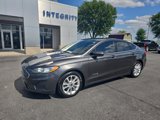 Used 2019 Ford Fusion SE image 2