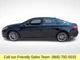 Used 2018 Toyota Avalon Limited image 2