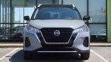 Used 2024 Nissan Kicks SV image 3