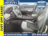 Used 2022 Jeep Compass Latitude image 2
