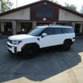 Used 2025 Hyundai Santa Fe Calligraphy image 2