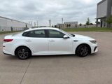 Used 2020 Kia Optima LX image 5