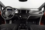 Used 2018 Chrysler Pacifica Touring Plus image 2
