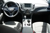 Used 2019 Chevrolet Equinox LT image 2