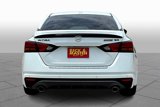 Used 2022 Nissan Altima 2.5 SR w/ Midnight Edition Package image 2