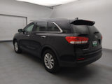 Used 2016 Kia Sorento LX w/ LX Convenience Package image 5