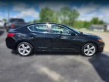 Used 2013 Acura ILX w/ Technology Package image 4
