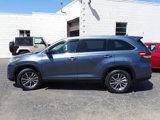 Used 2019 Toyota Highlander XLE image 3