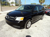 Used 2010 Dodge Grand Caravan SE image 3