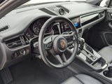 Certified 2024 Porsche Macan image 4