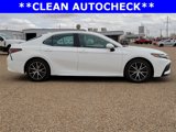Used 2022 Toyota Camry SE image 6