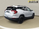 Used 2022 GMC Terrain SLE w/ Driver Convenience Package image 5
